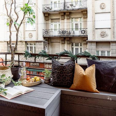 Chill On The Screened Balcony-Budapest Most Historic Landmarks Екстериор снимка